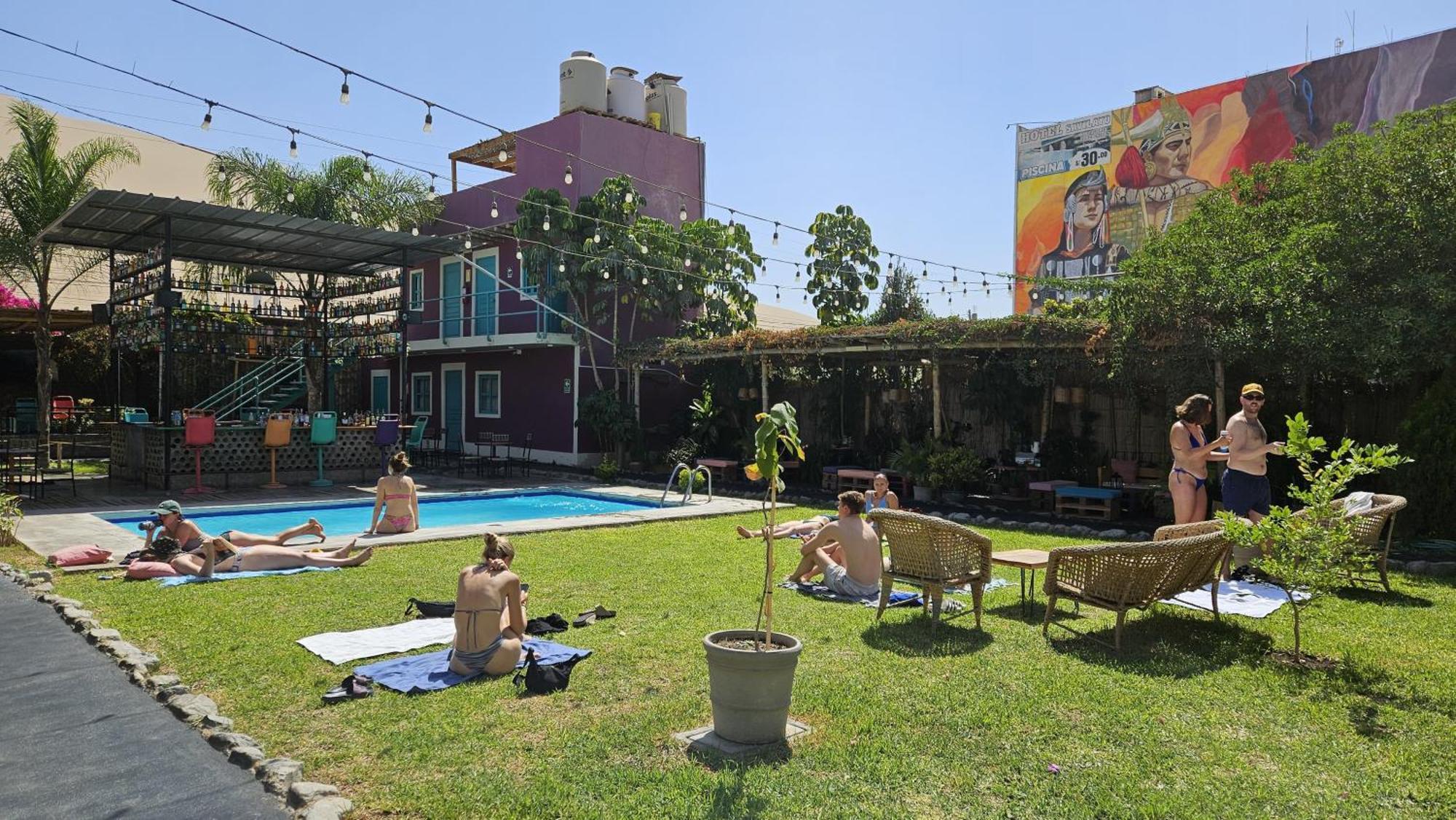 The Upcycled Hostel Huacachina Ica Esterno foto